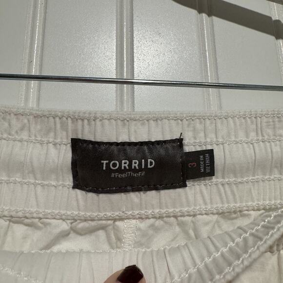 Torrid White Pull On Cotton Pants Straight Leg Crop Plus Size 3X - Picture 5 of 7